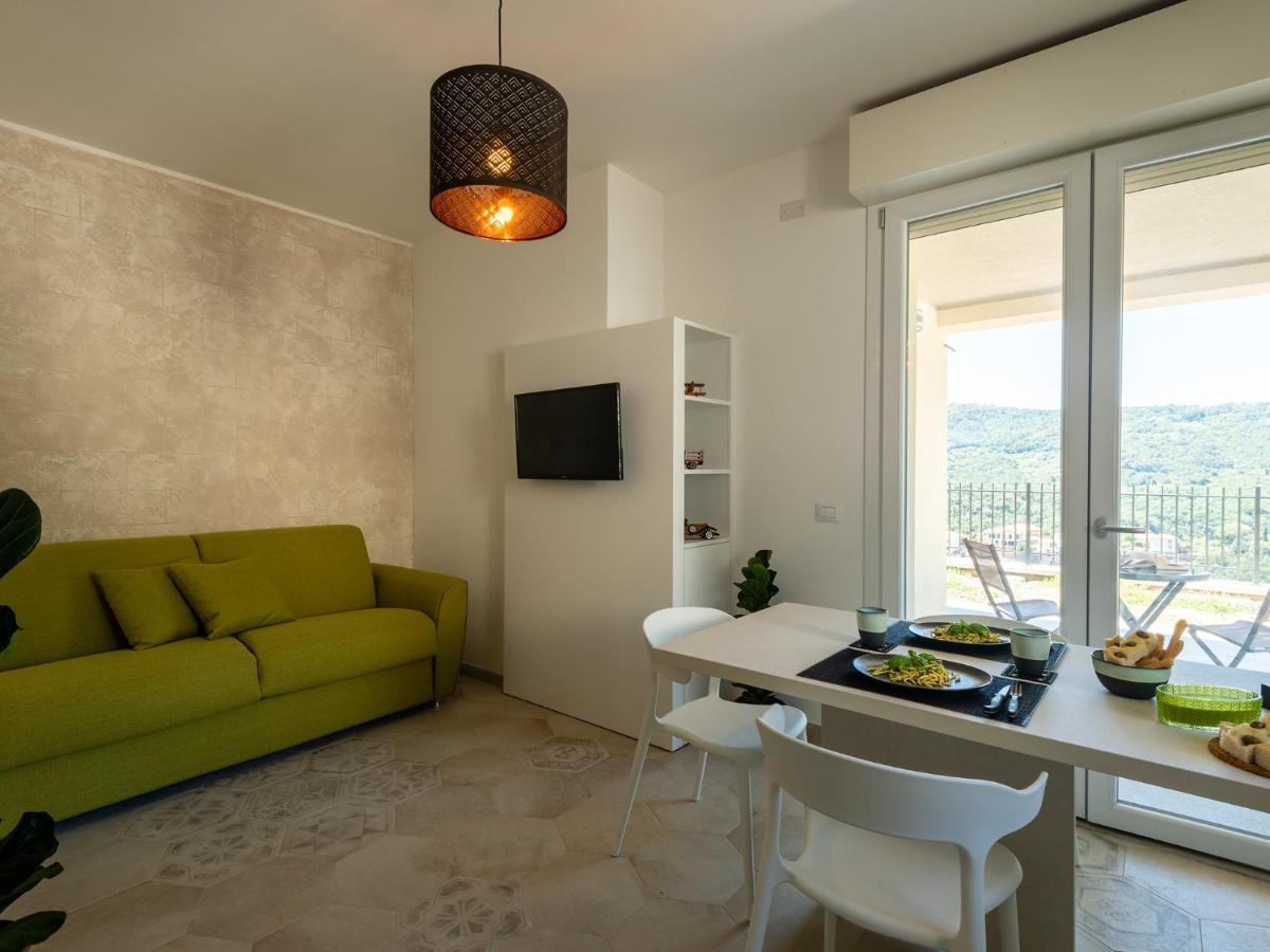 Villa Hanbury With Swimming Pool And Parking In Alassio Eksteriør bilde